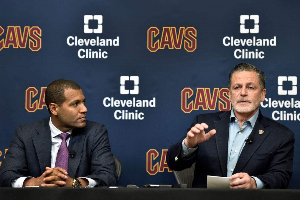  维罗纳遭遇连败危机，管理层暂缓解雇主帅决定  